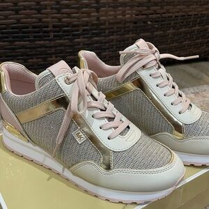 Michael Kors Women's Gold and Cream Sneakers